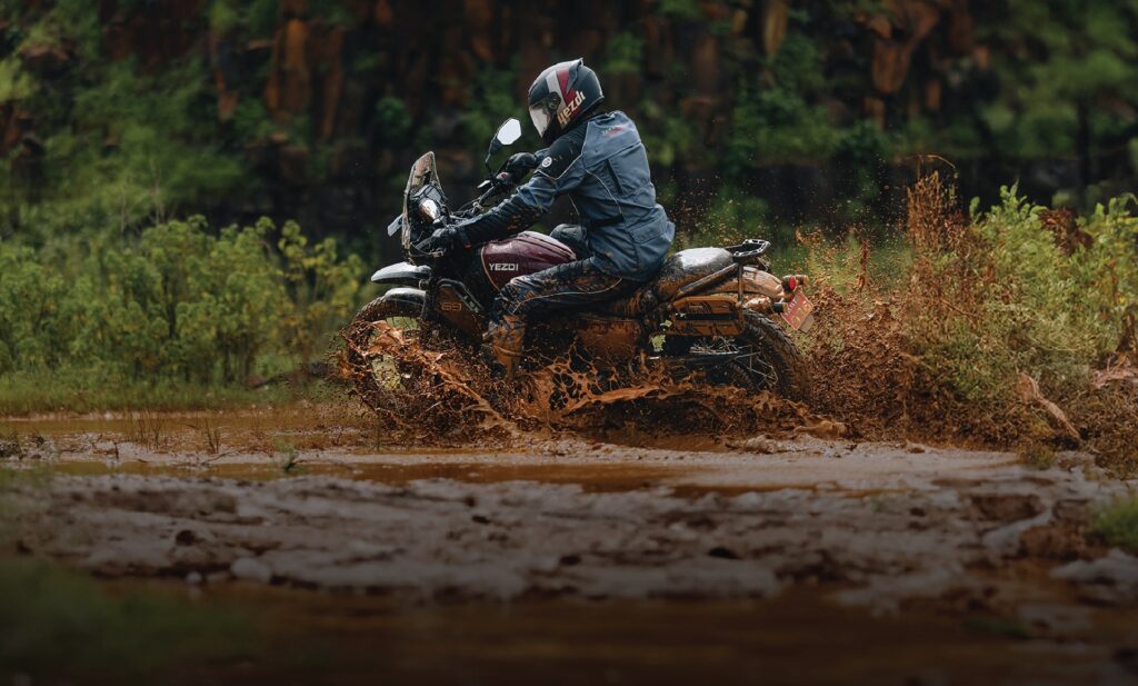 2025 Yezdi Adventure: Compact Thrills, masters in road